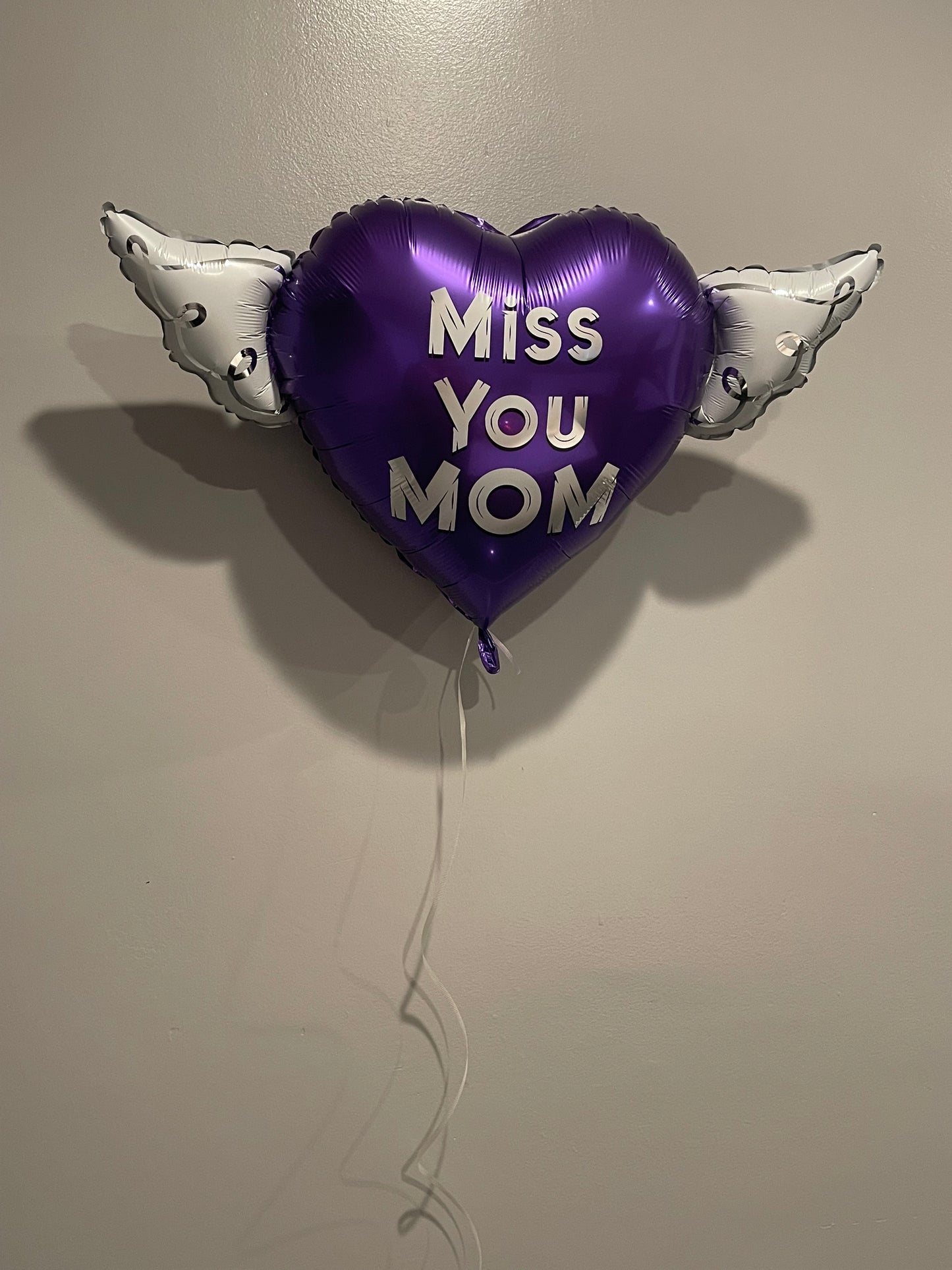 Miss You Mom Heavenly Balloons ™ Heart Shaped with angel wings (Purple)
